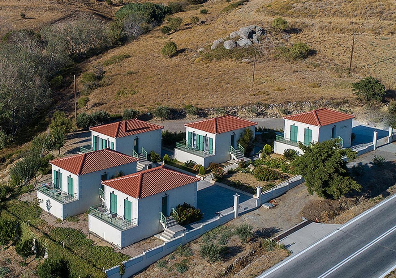 Ampeloessa Village Kornos Esterno foto